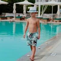Μαγιό βερμούδα allover print tropical mint